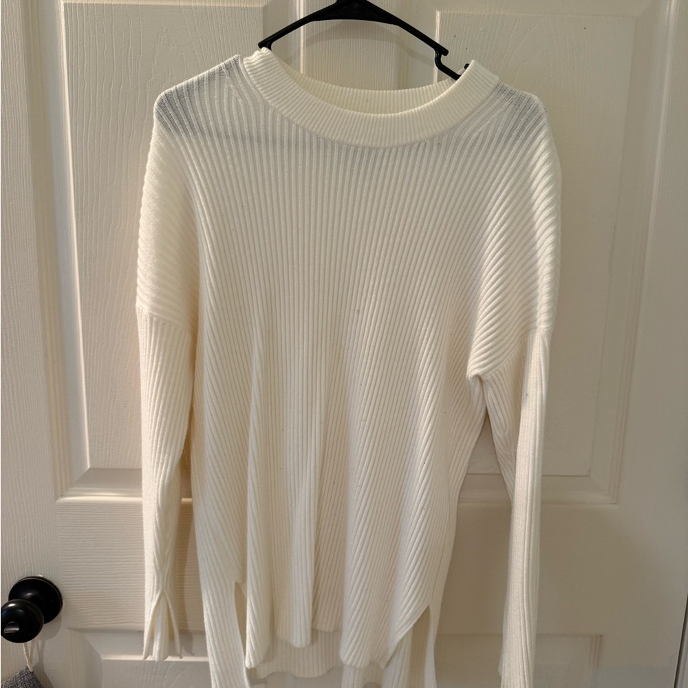 Abercrombie & Fitch Cream Ribbed Knit Sweater